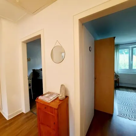 6 Persons 凯泽贝尔