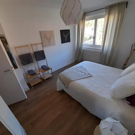 度假居 6 Persons *