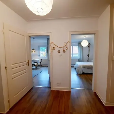 6 Persons * 凯泽贝尔